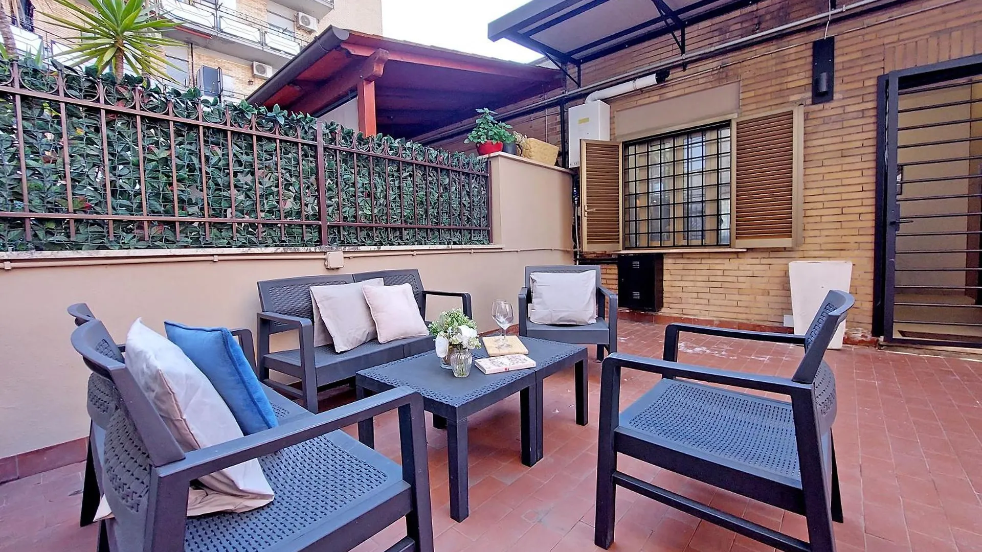 La Terrazza Di Christian Apartment Rome 0*,